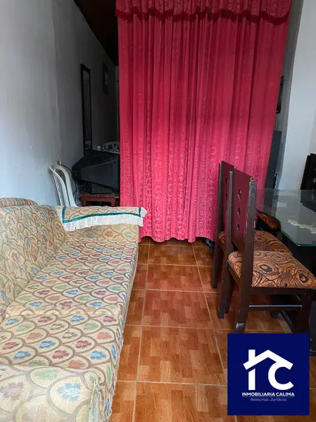 Casa Familiar con Aparta Estudio Independiente